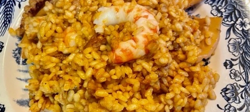 ARROZ CON CALAMARES Y LANGOSTINOS